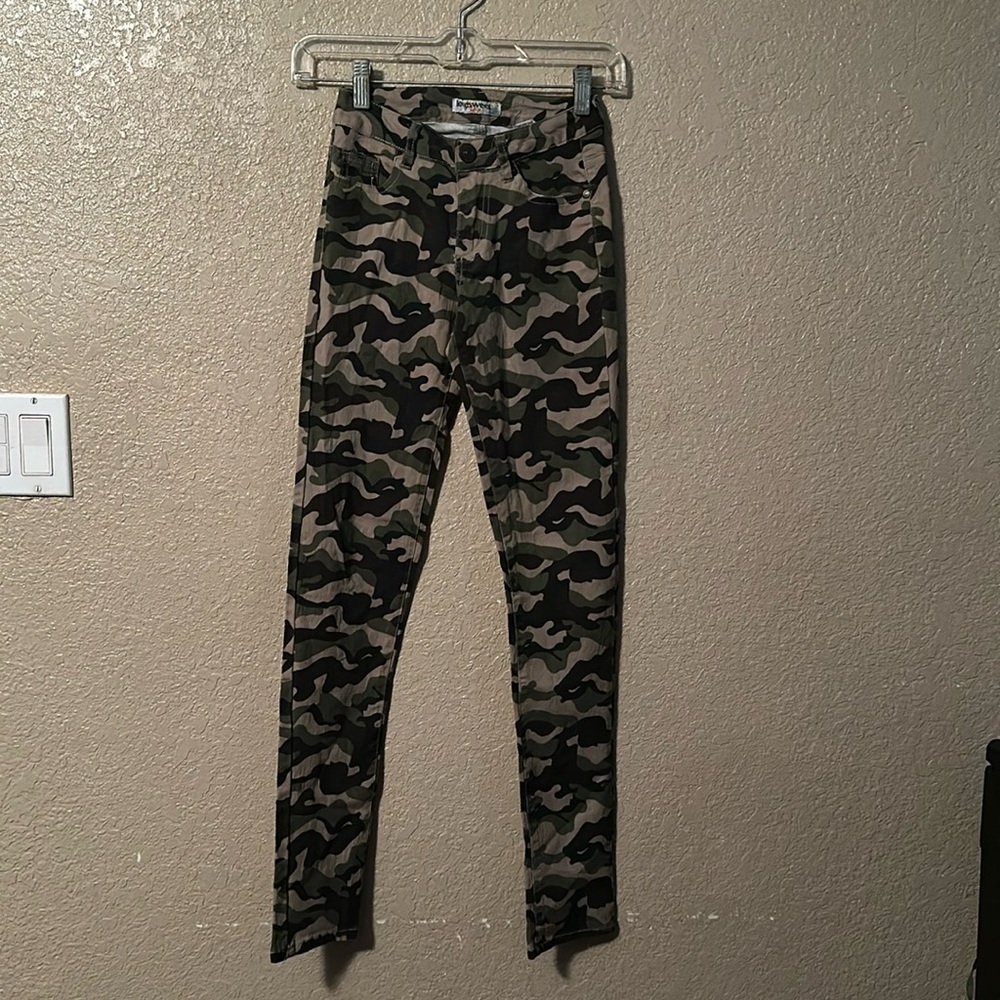 Brand new Love sweet camo jeans size 1